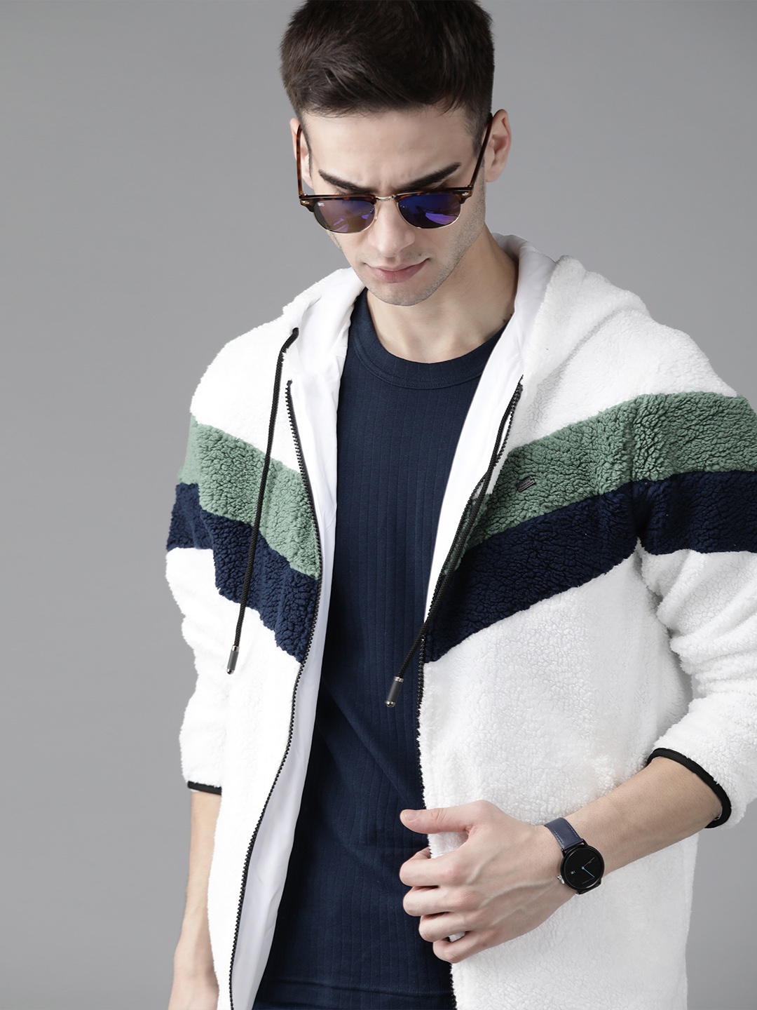 

Roadster Men White Navy Blue Colourblocked Tailored Jacket