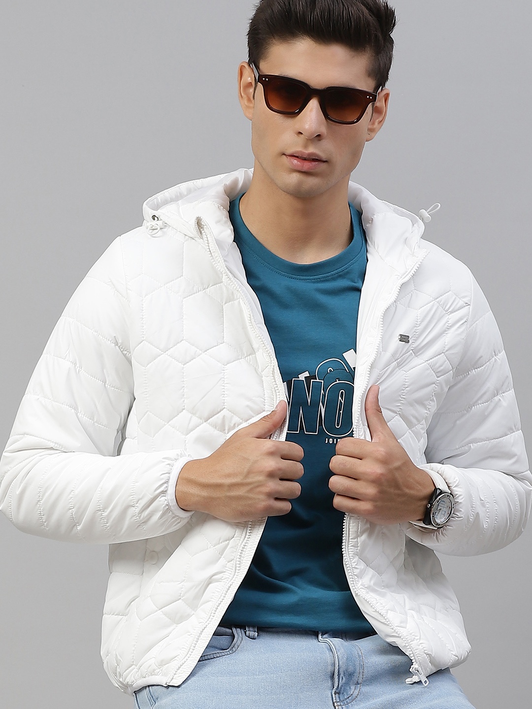 

Roadster Men White Hooded Quilted Jacket