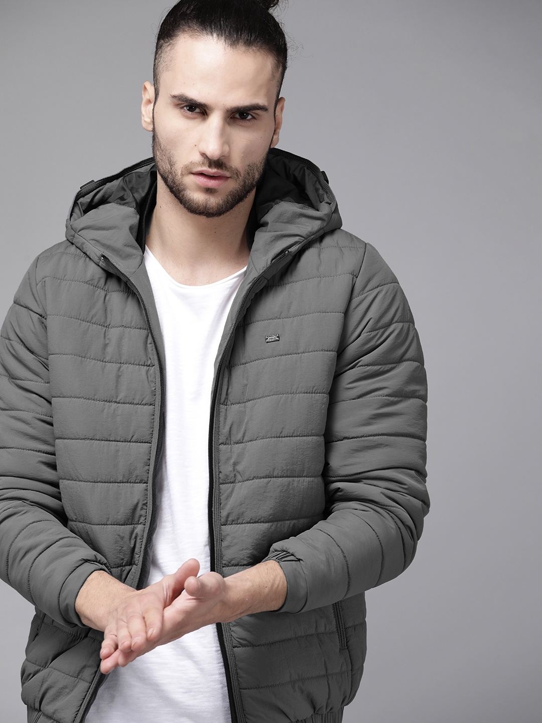 

Roadster Men Charcoal Grey Solid Hooded Puffer Jacket