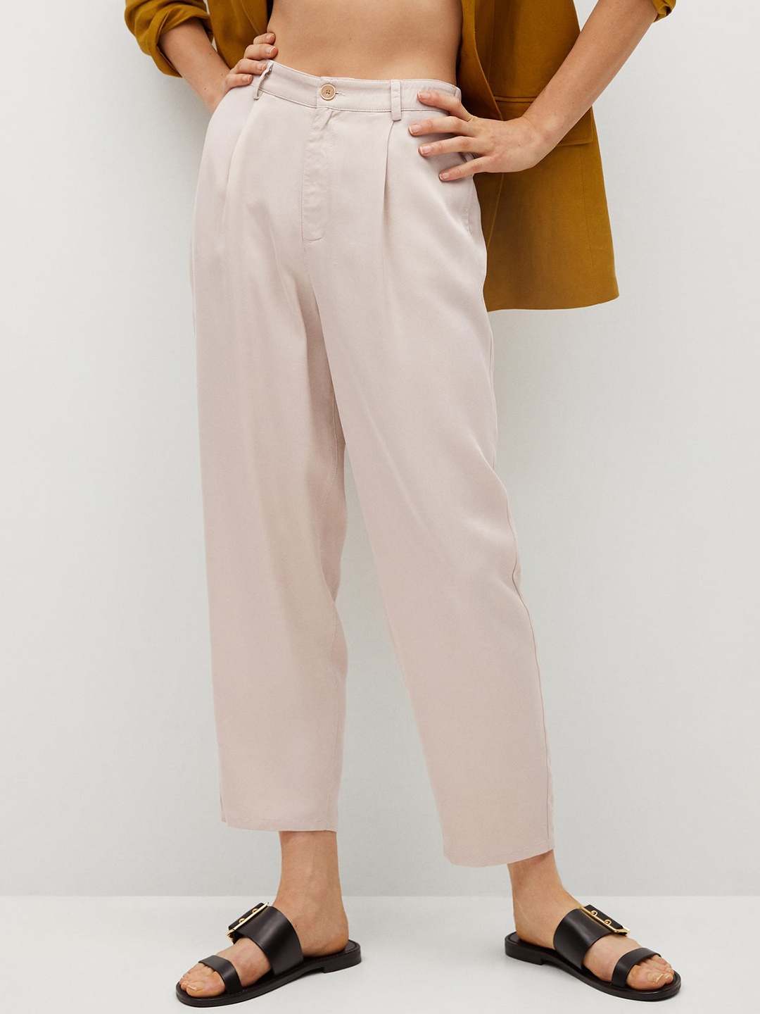 

MANGO Women Off White Sustainable Pleated Solid Cropped Trousers