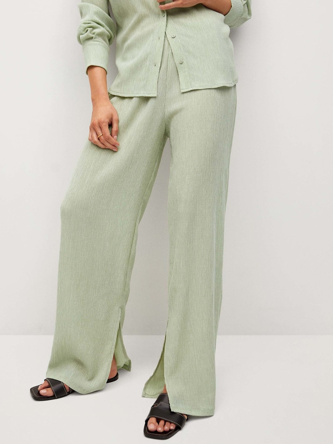 

MANGO Women Mint Green High-Rise Crinkled Effect Sustainable Solid Parallel Trousers