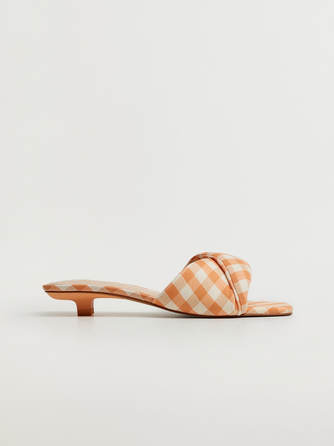 

MANGO Women Peach-Coloured & Off-White Checked Kitten Heels