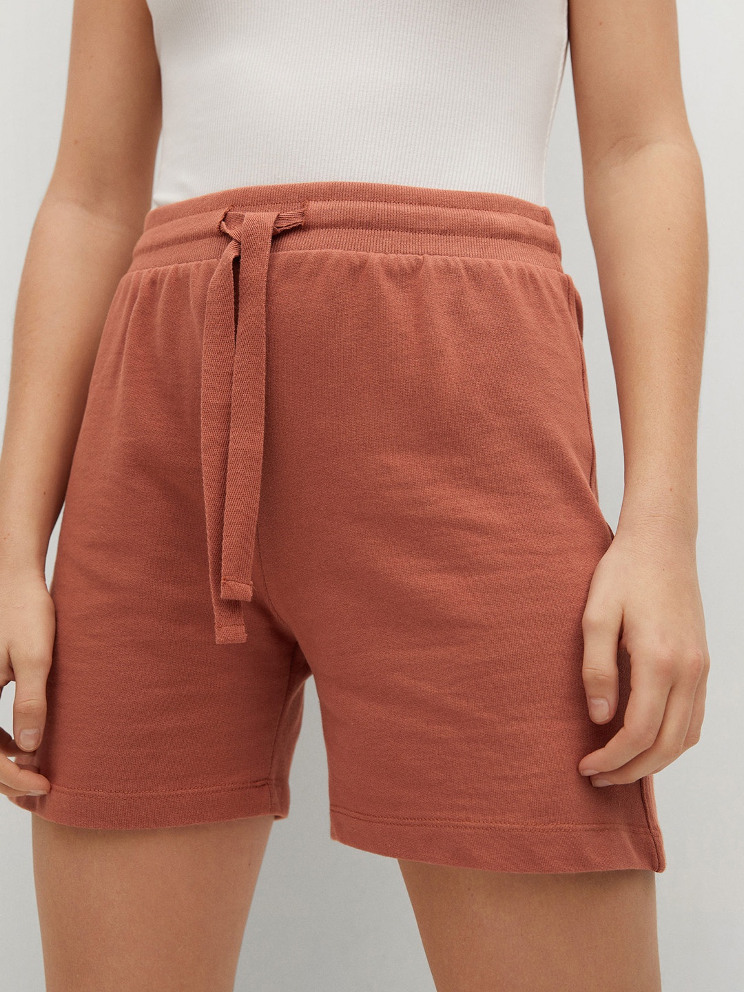 

MANGO Women Rust Brown Organic Cotton Sustainable Solid Regular Fit Regular Shorts