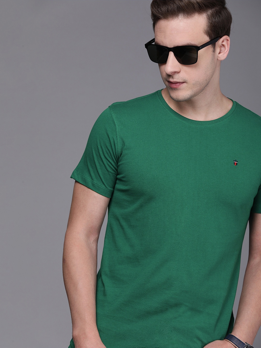 

Louis Philippe Jeans Men Green Pure Cotton T-shirt