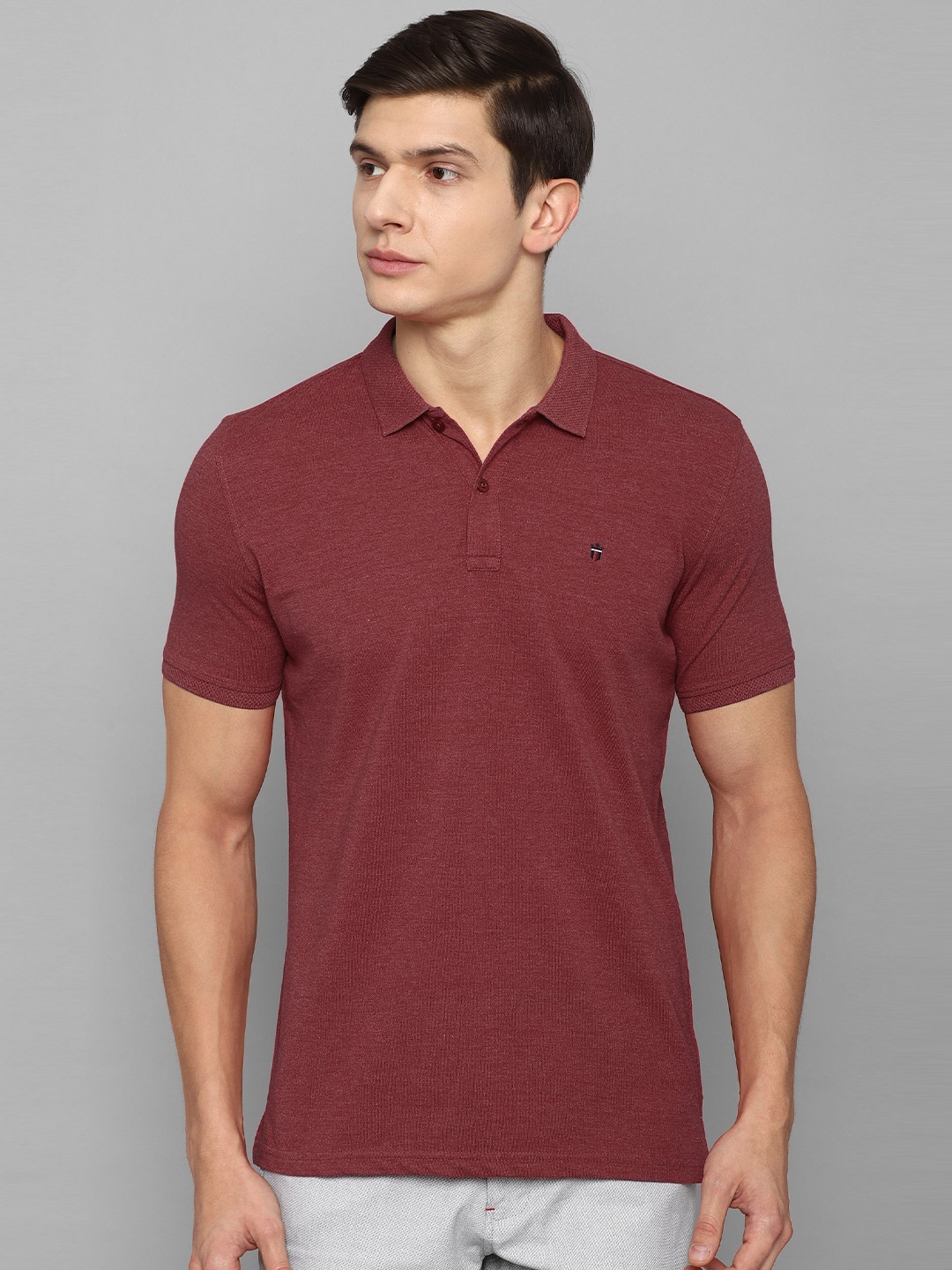 

Louis Philippe Sport Men Mauve Polo Collar T-shirt