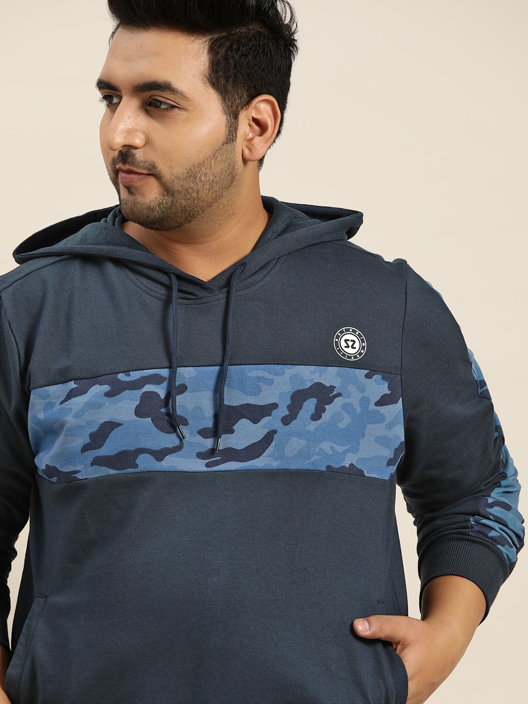 

Sztori Men Plus Size Blue Camouflage Paneled Hooded Sweatshirt, Na