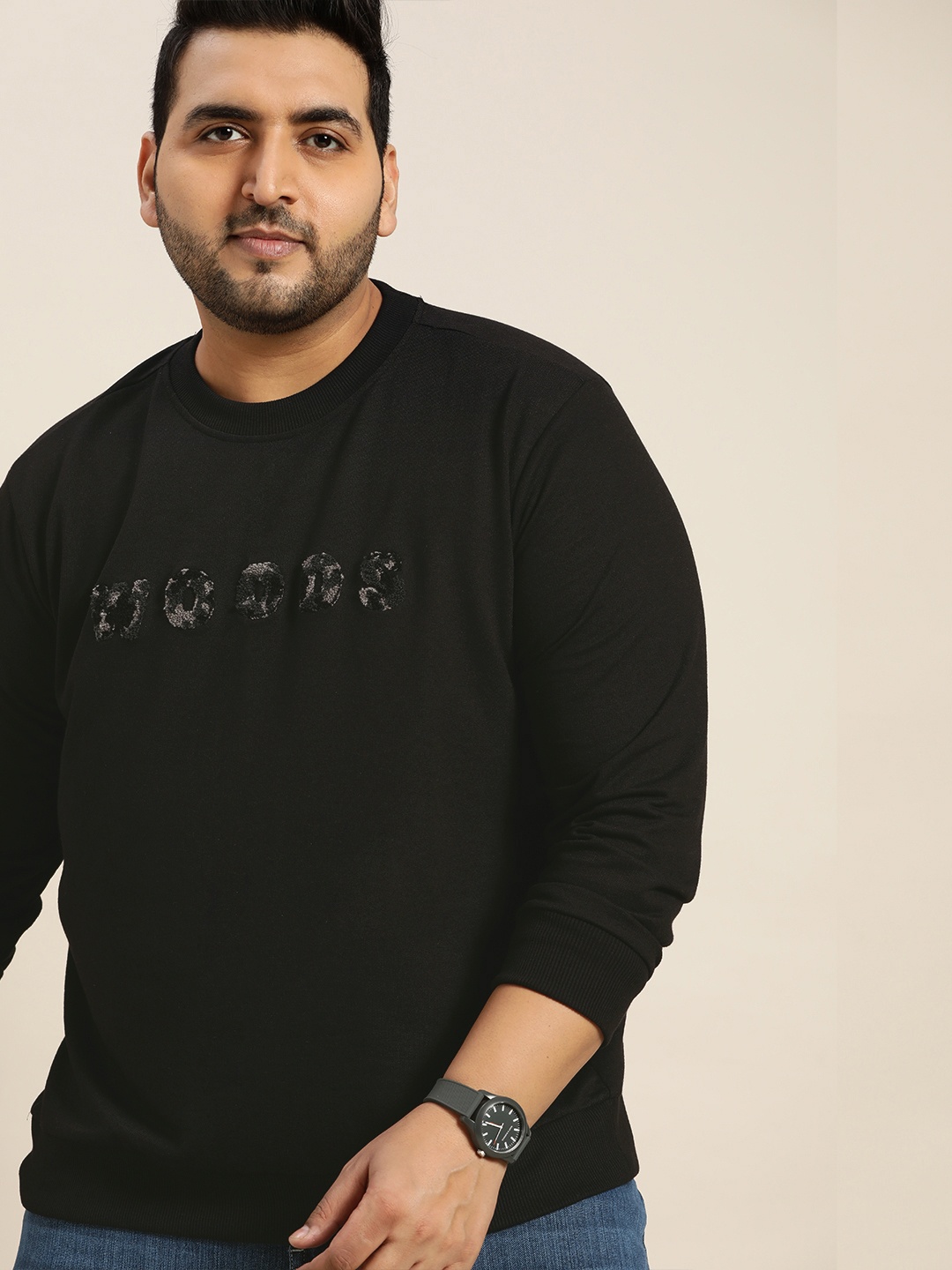 

Sztori Men Plus Size Black Applique Sweatshirt