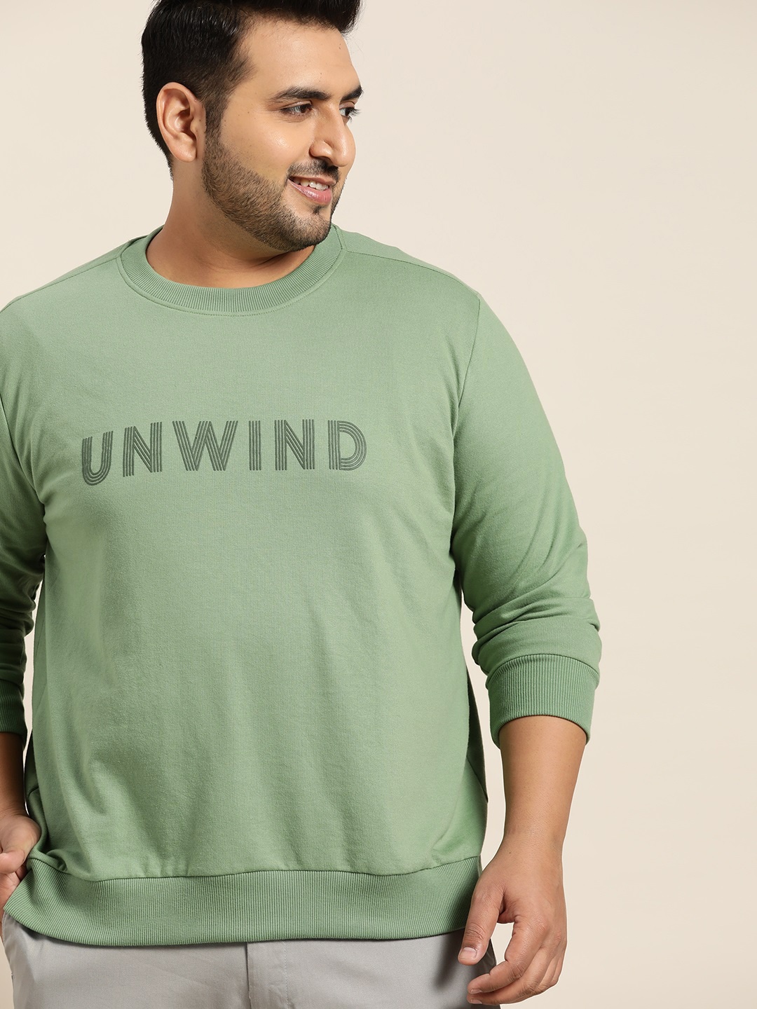 

Sztori Men Plus Size Green Solid Sweatshirt with Printed Detail