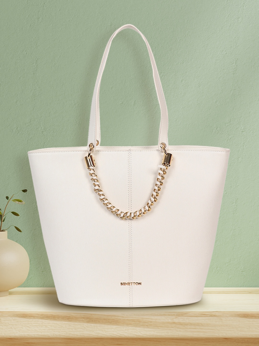 

United Colors of Benetton White Shoulder Bag