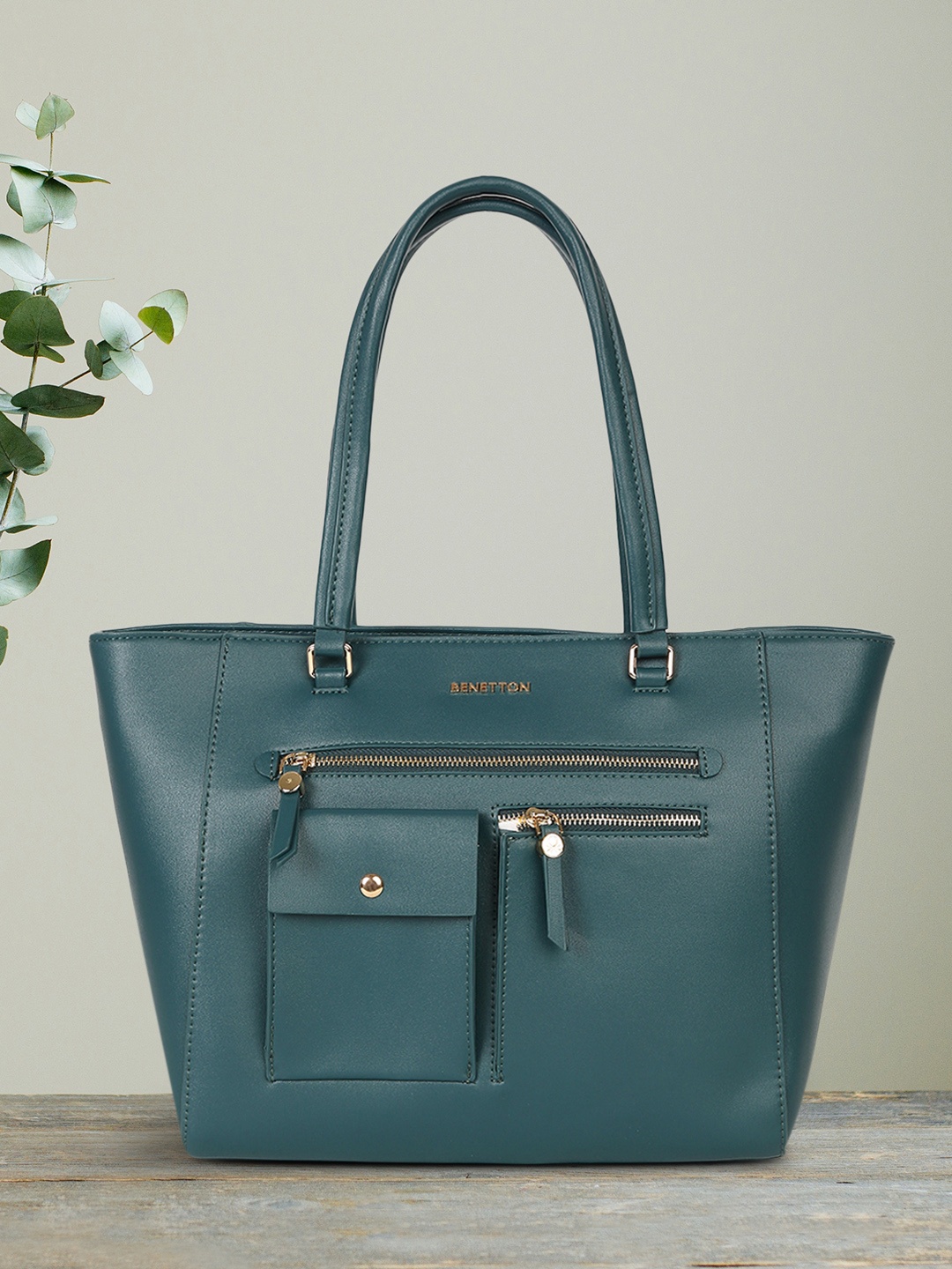 

United Colors of Benetton Green Shoulder Bag