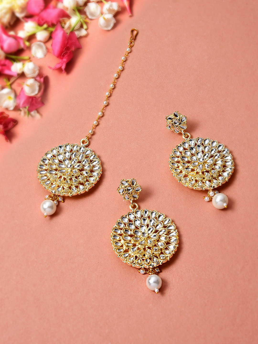 

Zaveri Pearls White Gold-Plated Kundan & Pearls Wedding Collection Jewellery Set