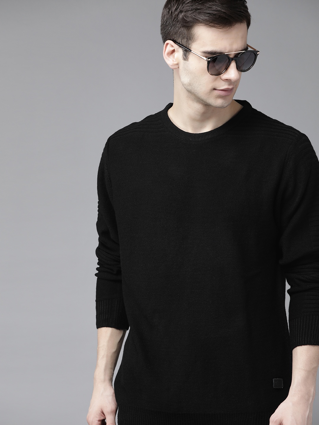 

Roadster Men Black Solid Pullover