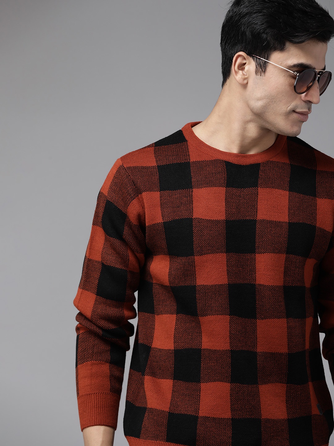 

Roadster Men Rust Orange & Black Checked Pullover