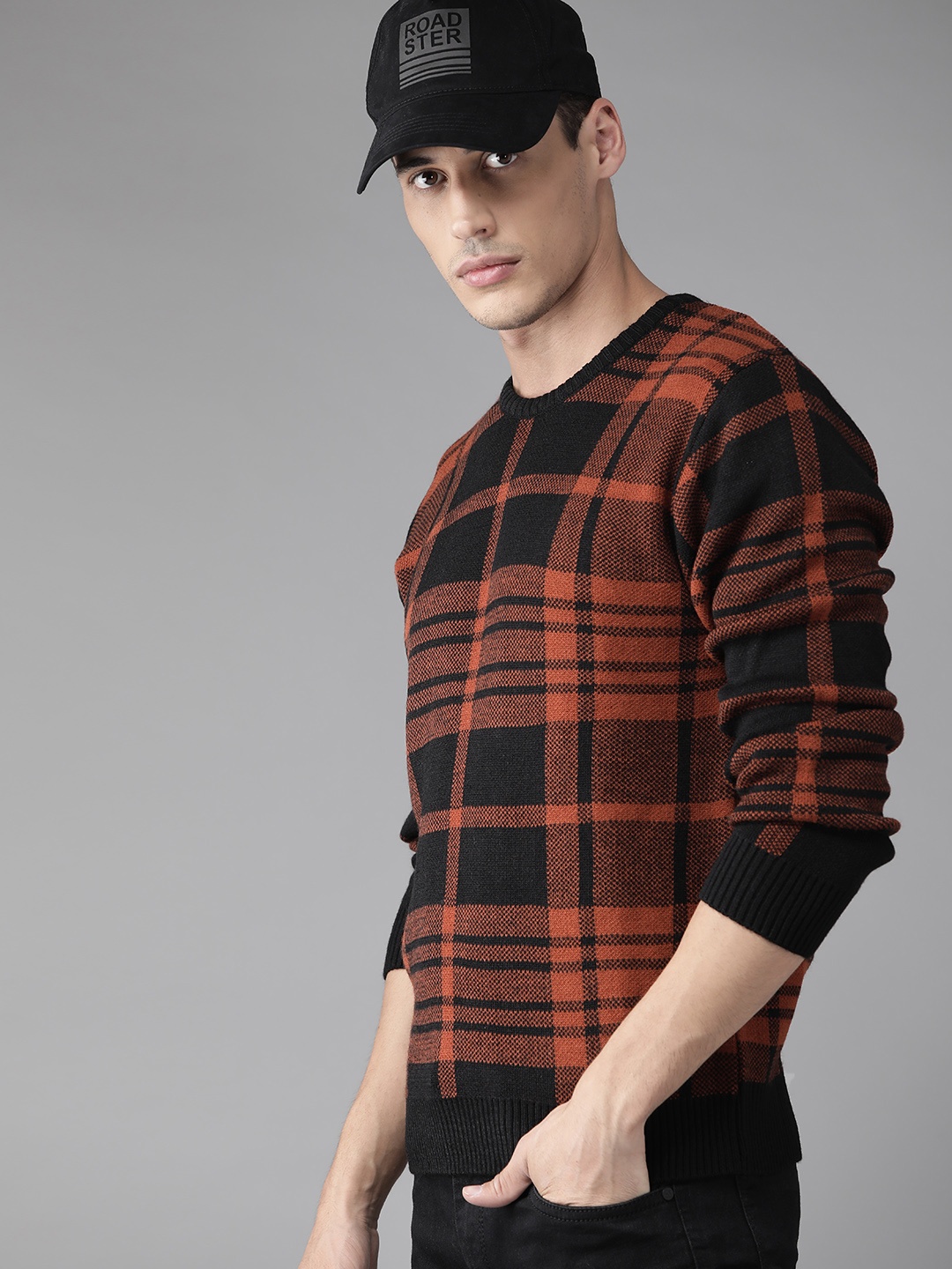 

Roadster Men Black & Rust Checked Printed Pullover