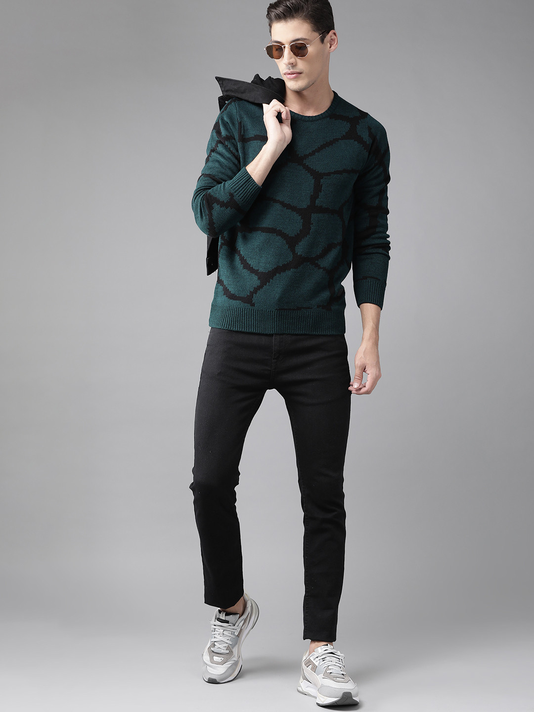 

Roadster Men Green & Black Abstract Printed Pullover