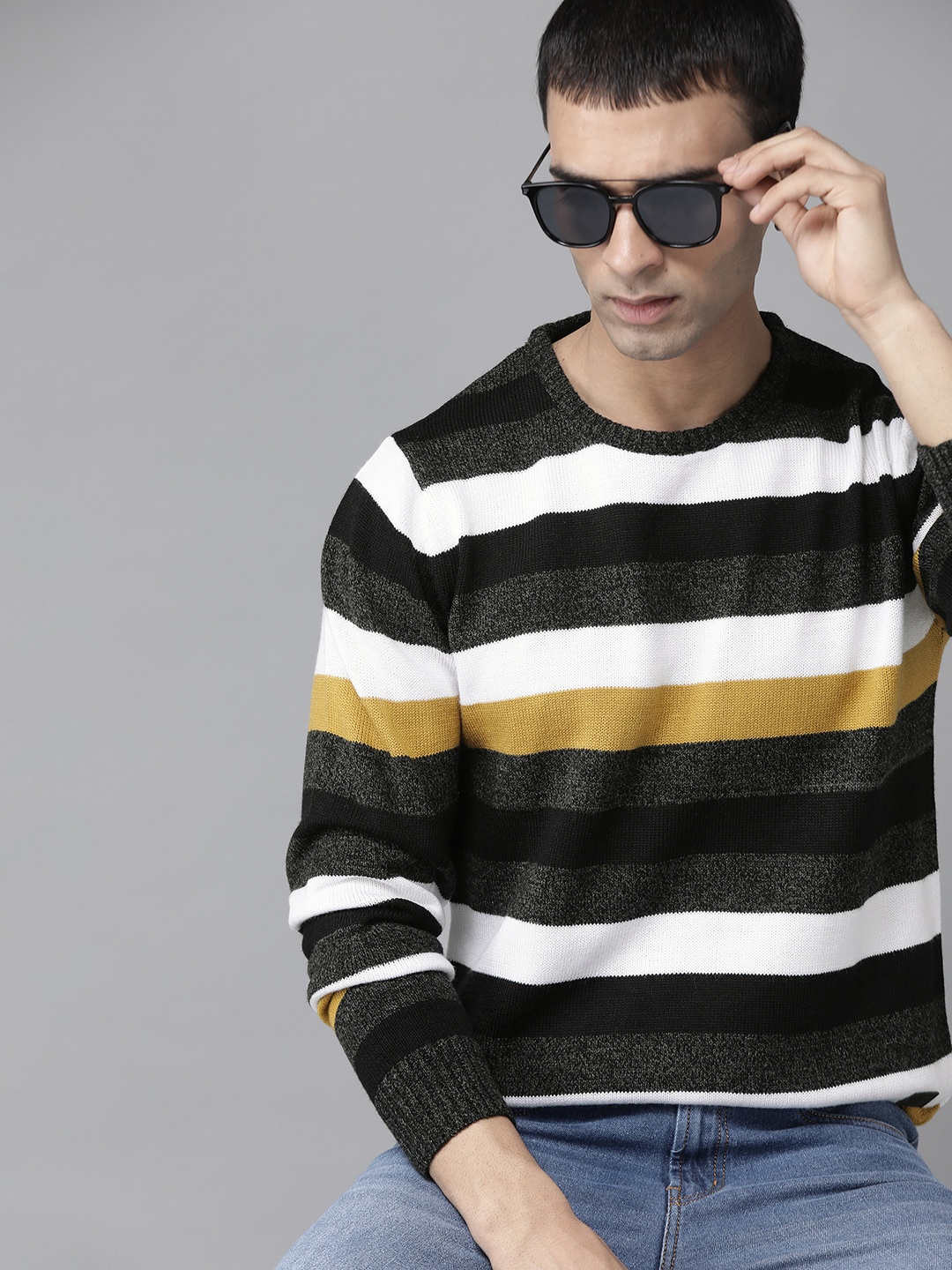 

Roadster Men Black & Mustard Striped Pullover