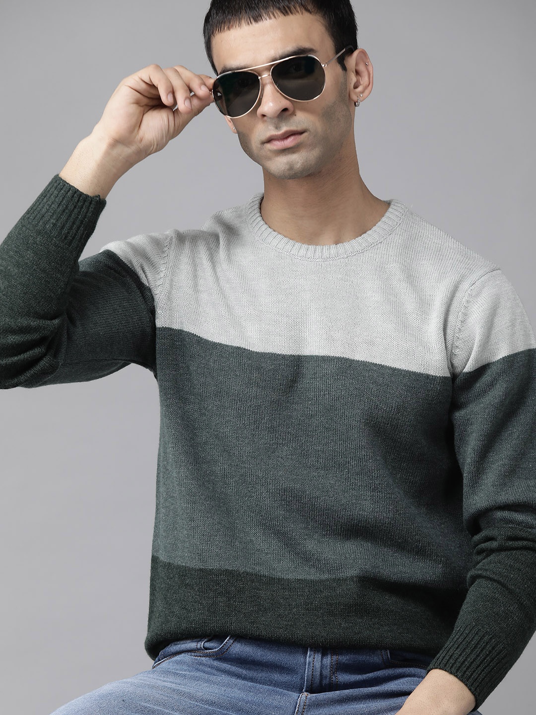 

Roadster Men Grey Colourblocked Pullover