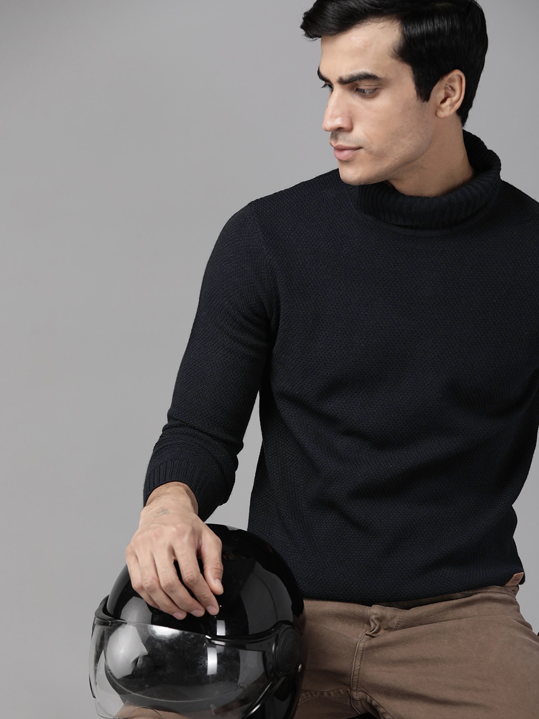 

Roadster Men Navy Blue Self-Design Pullover
