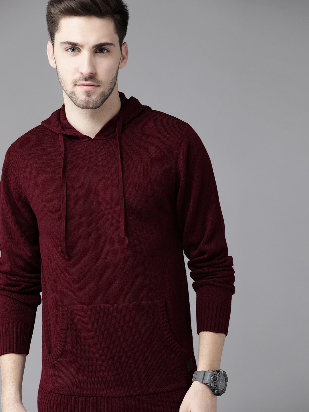 

Roadster Men Maroon Solid Pullover Sweater