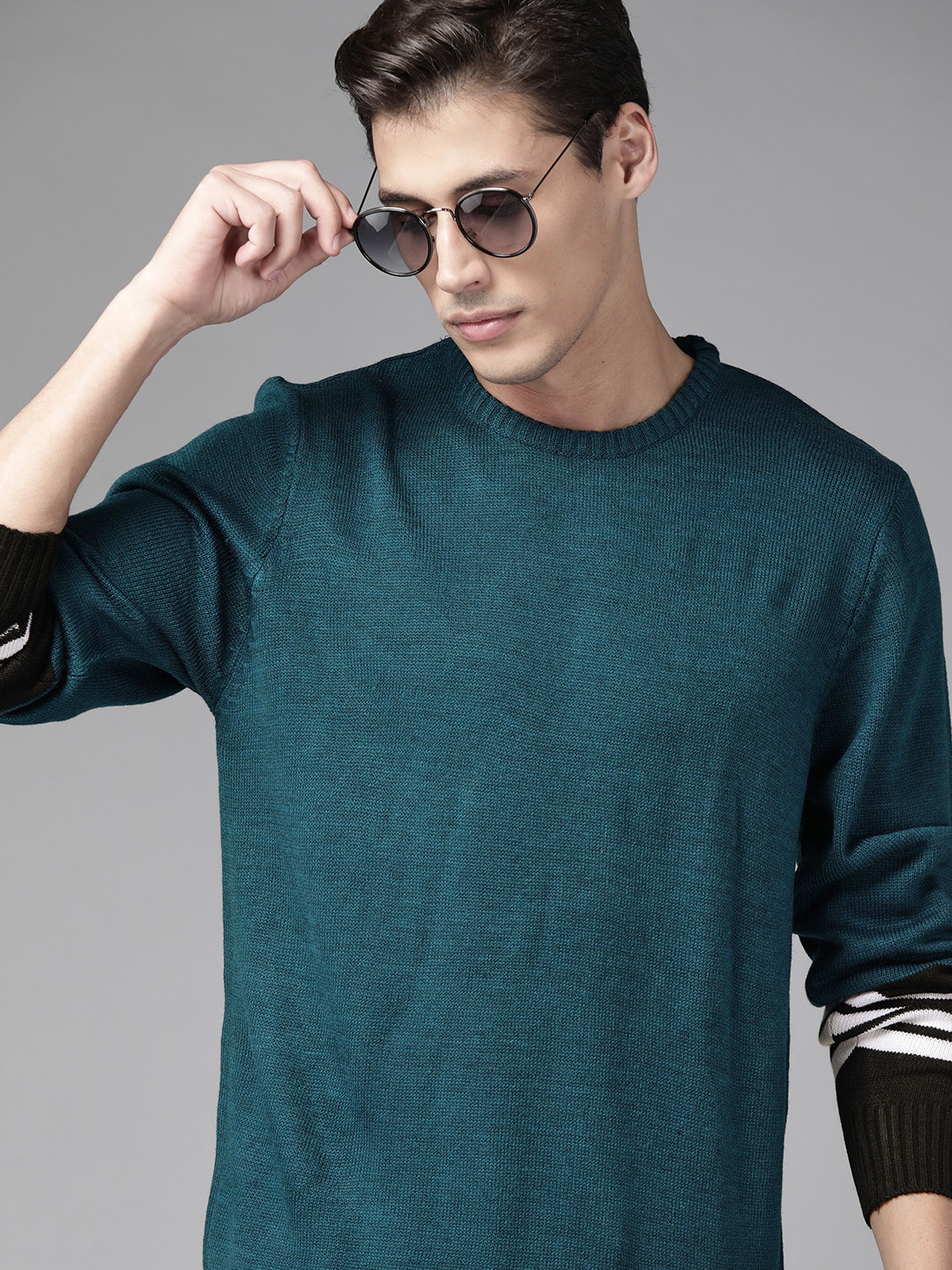 

Roadster Men Teal Pullover