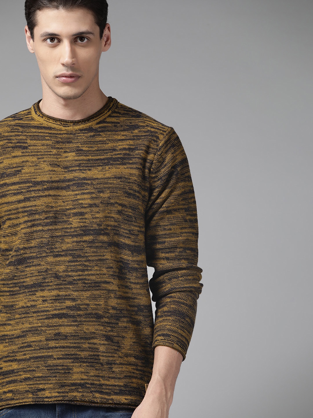 

Roadster Men Mustard & Black Colourblocked Pullover