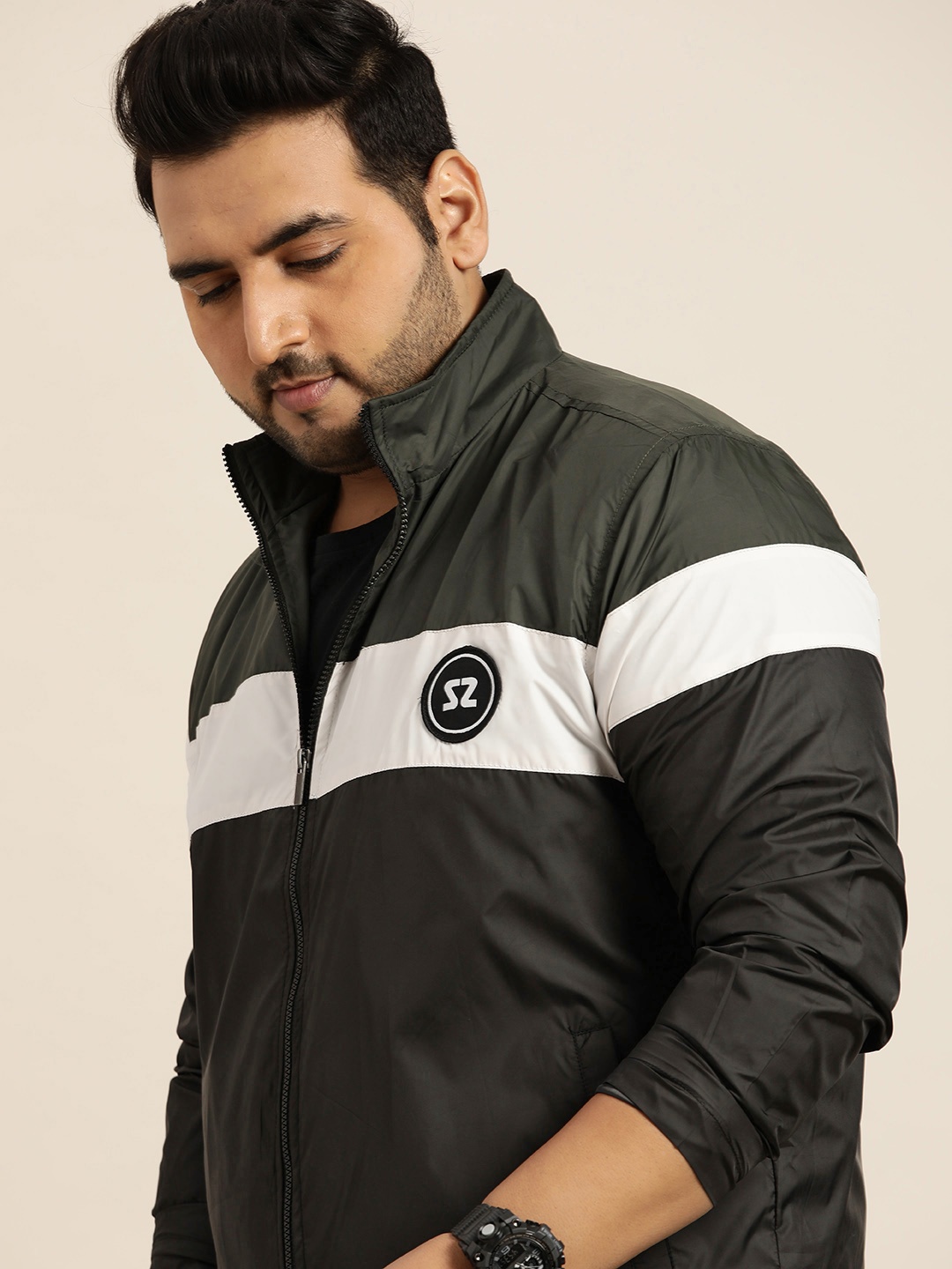 

Sztori Men Plus Size Black & White Colourblocked Windcheater Jacket