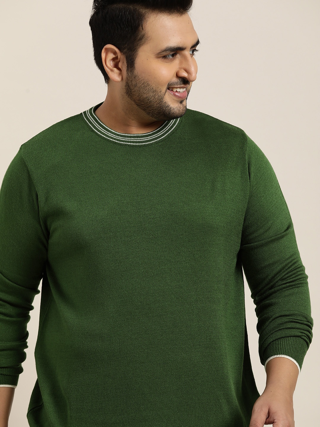 

Sztori Men Plus Size Green Solid Pullover