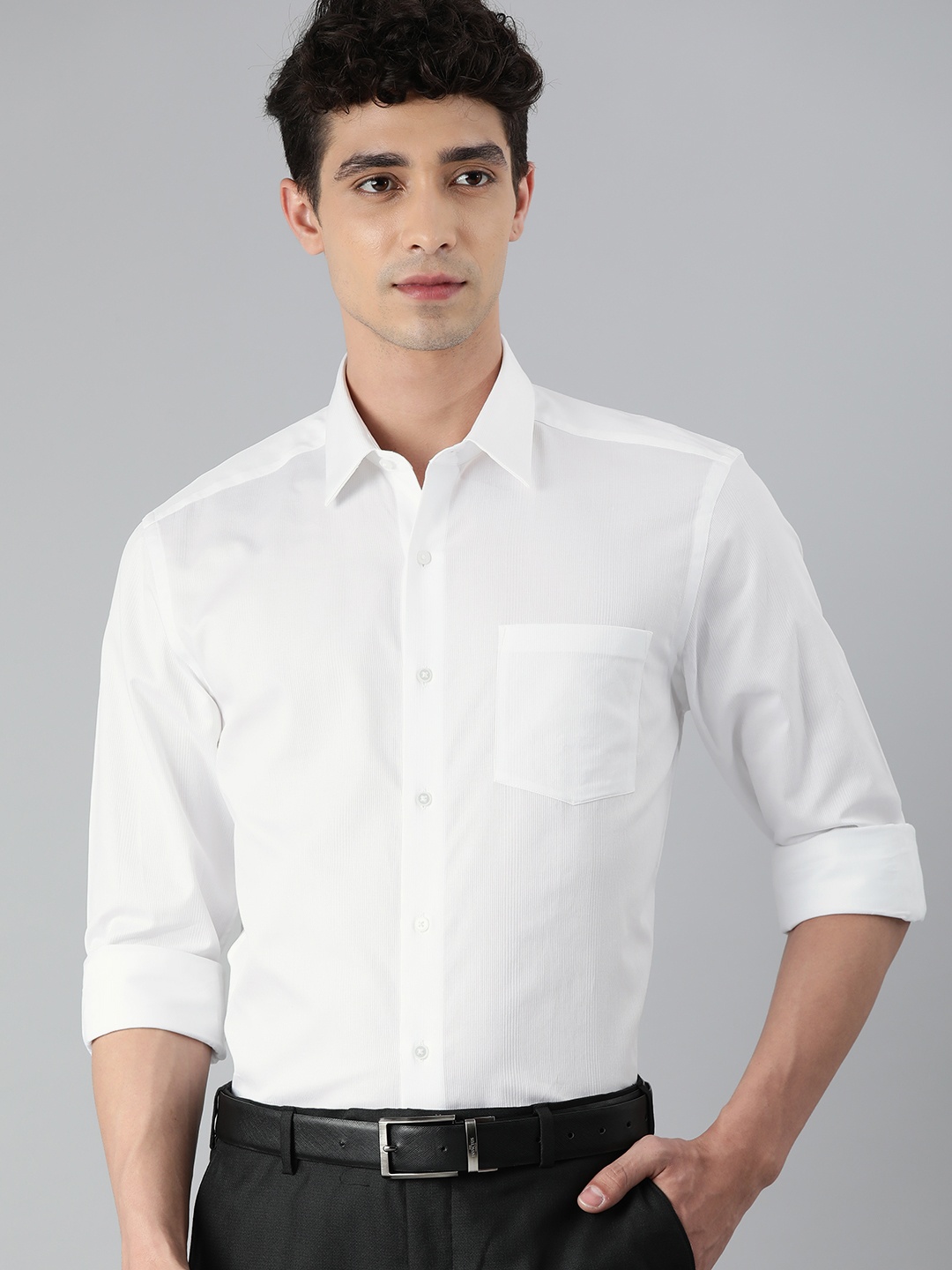 

Arrow New York Men White Solid Slim Fit Casual Shirt