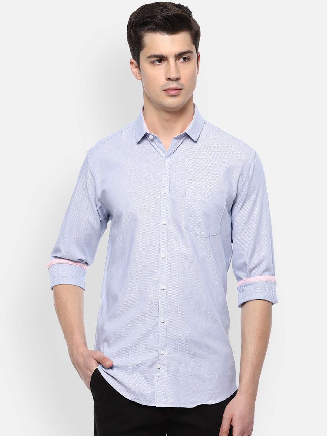 

V Dot Men Blue Slim Fit Self Design Cotton Casual Shirt