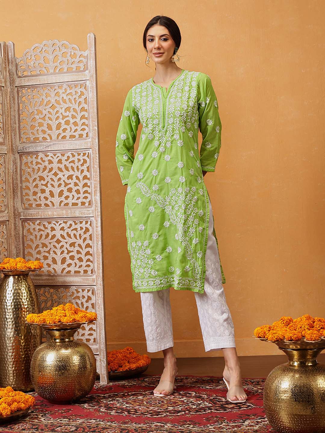 

ADA Women Green & White Ethnic Motifs Chikankari Hand Embroidered Sustainable Kurta