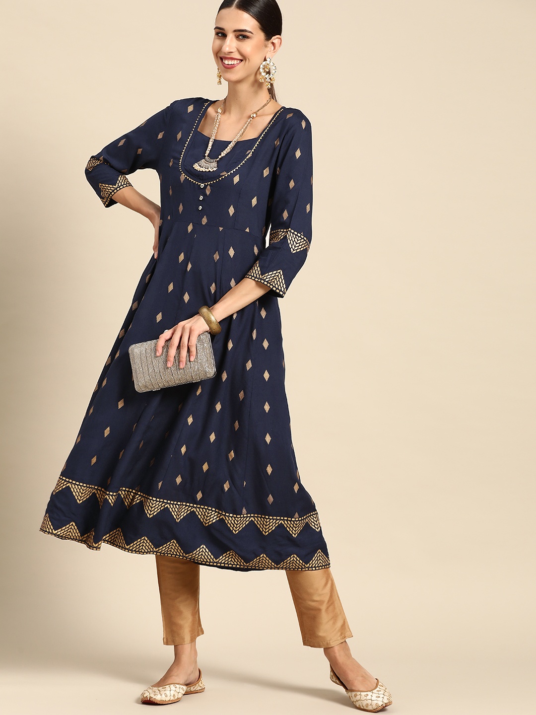 

Anouk Women Navy Blue & Golden Geometric Printed Indigo Kurta