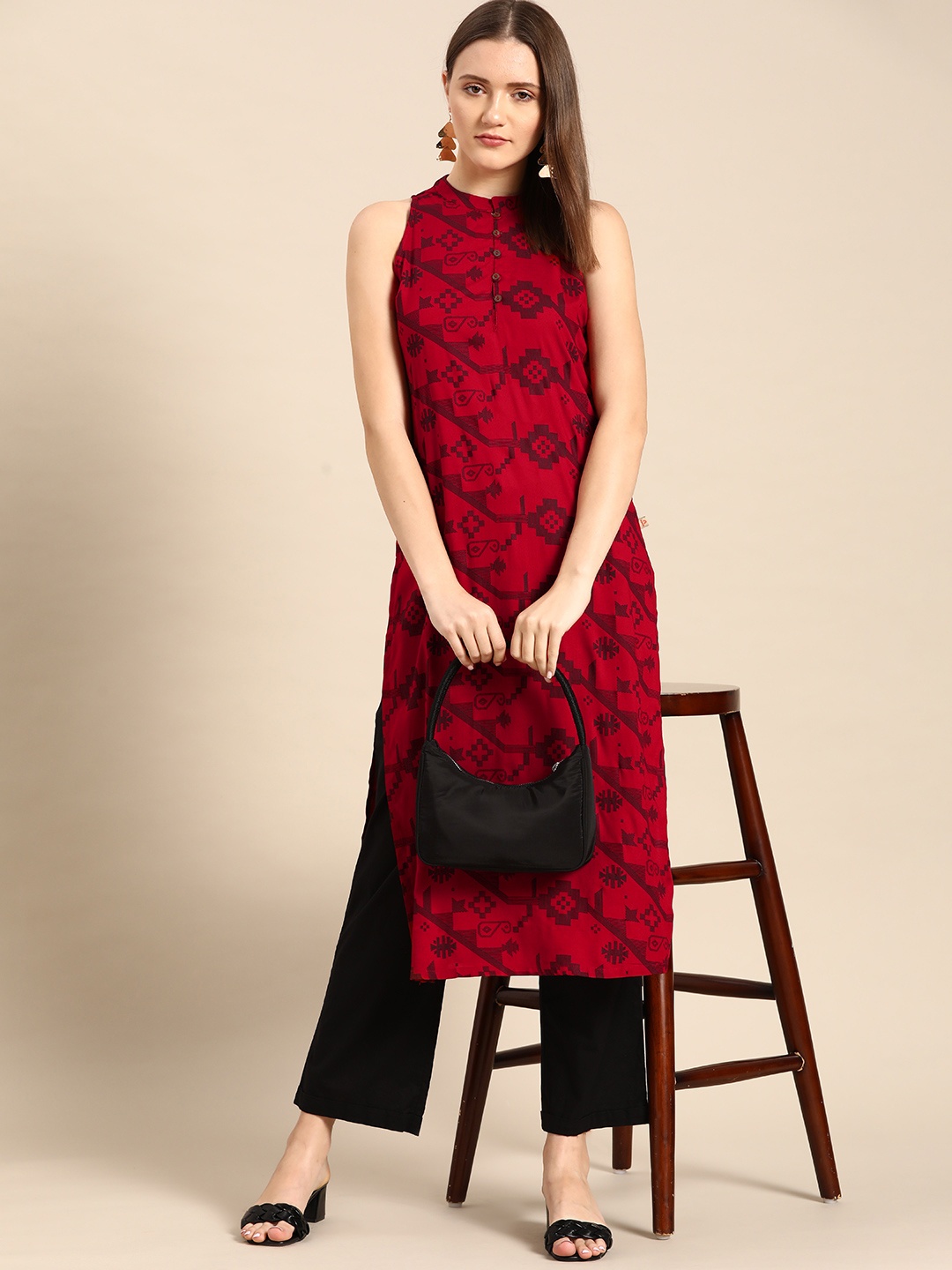 

Anouk Women Red & Navy Blue Geometric Printed Kurta