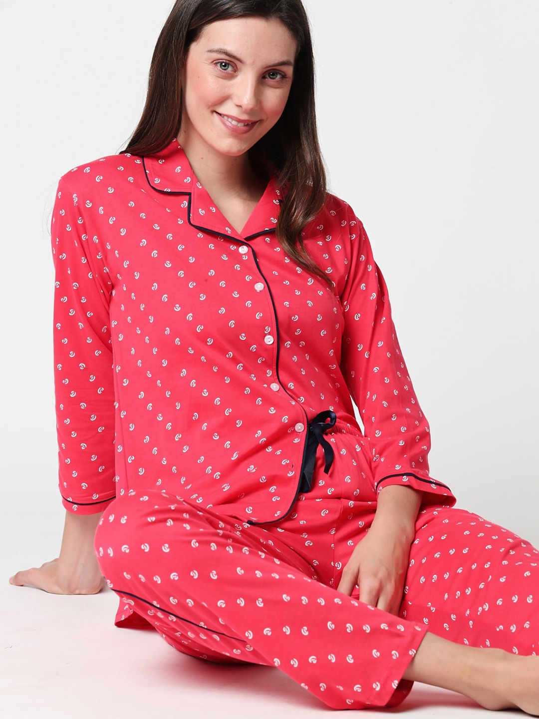 

Zeyo Women Pink & White Printed Night Suit