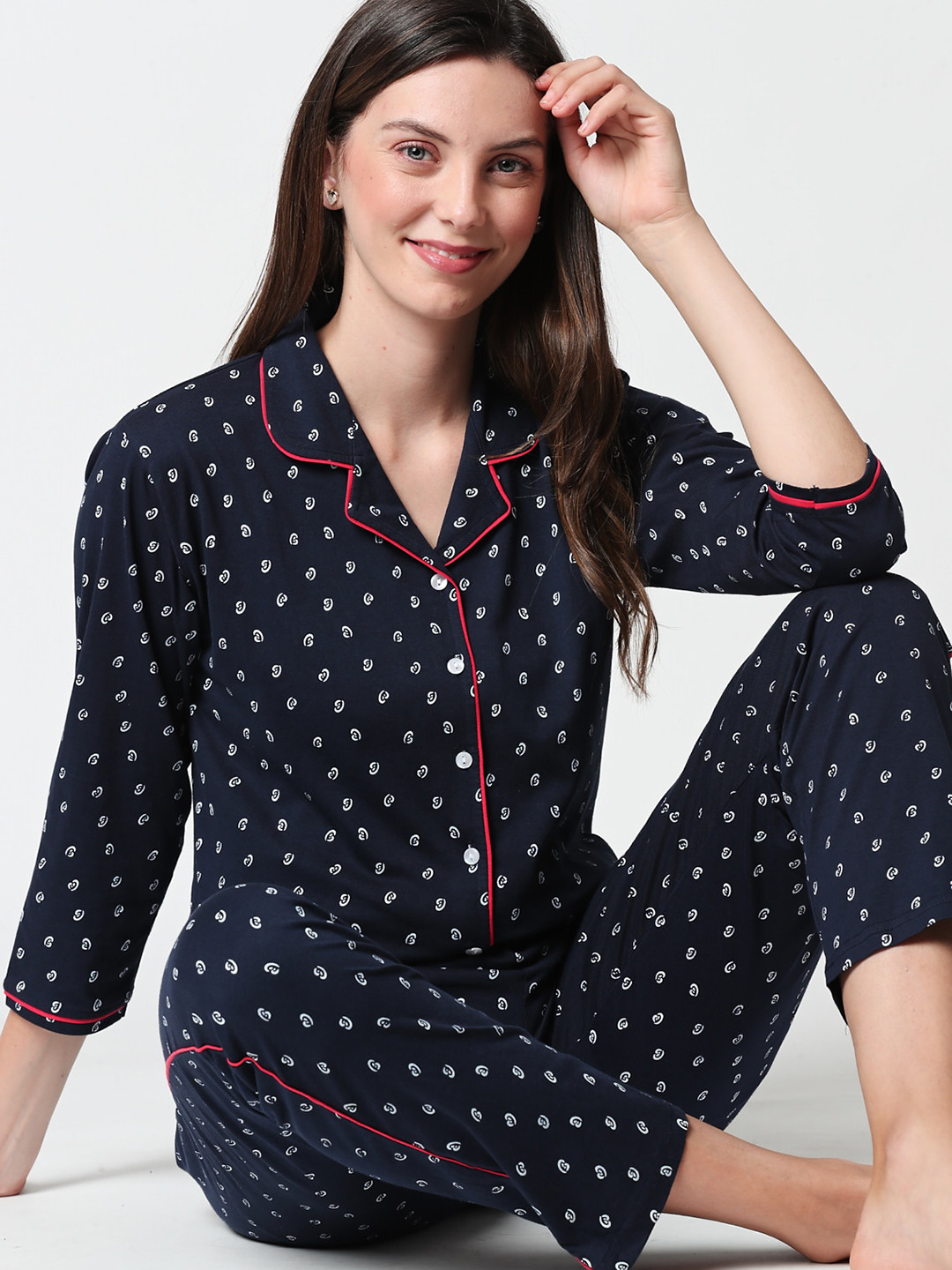 

Zeyo Women Navy Blue & White Printed Night suit