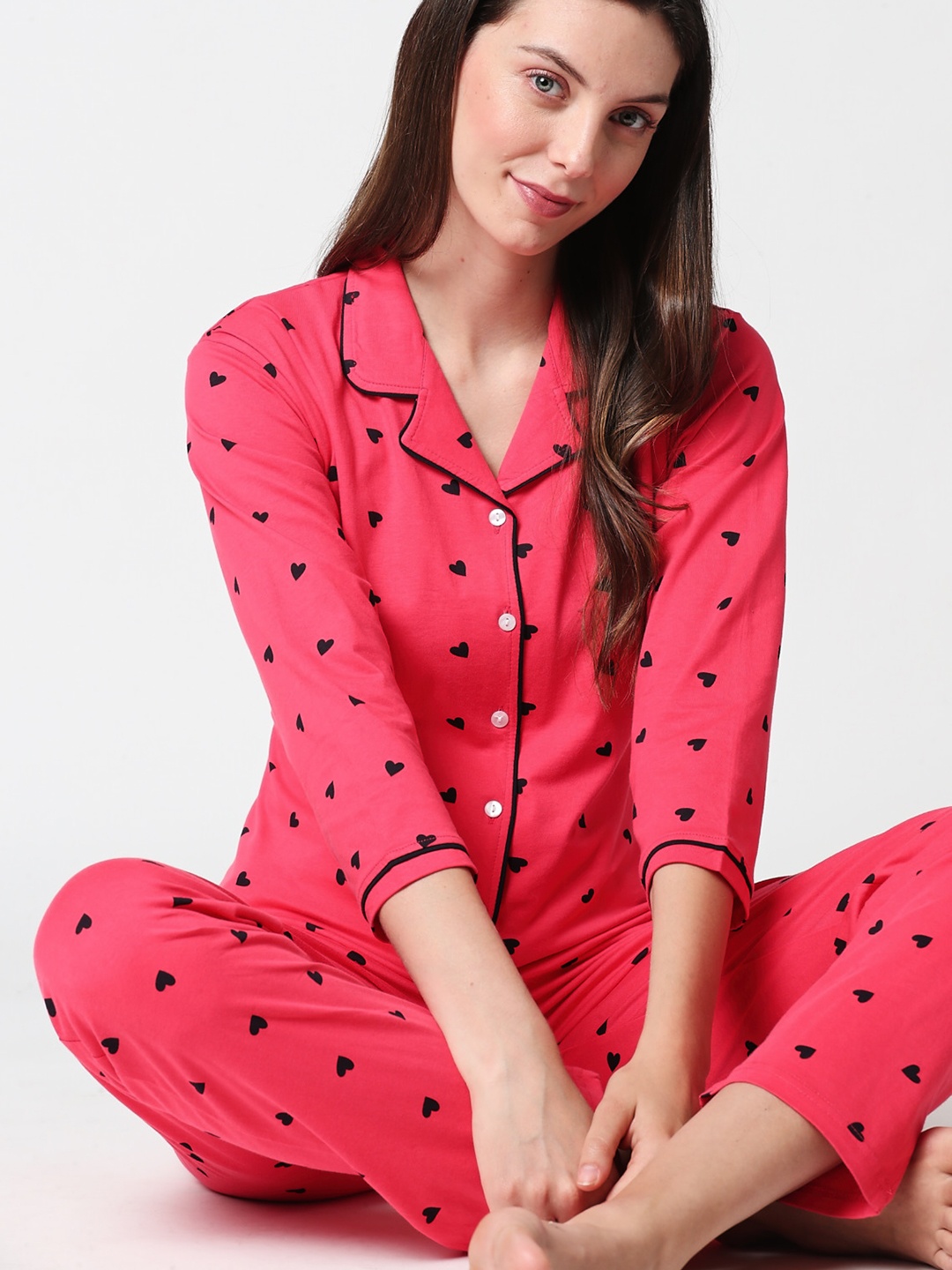 

Zeyo Women Pink & Black Printed Night suit