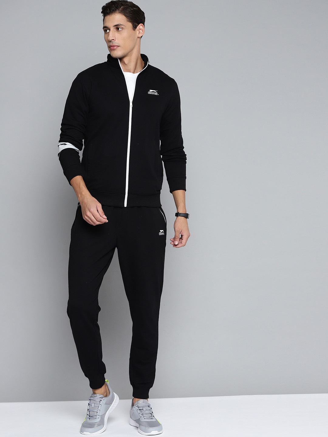 

Slazenger Men Black Solid Tracksuit