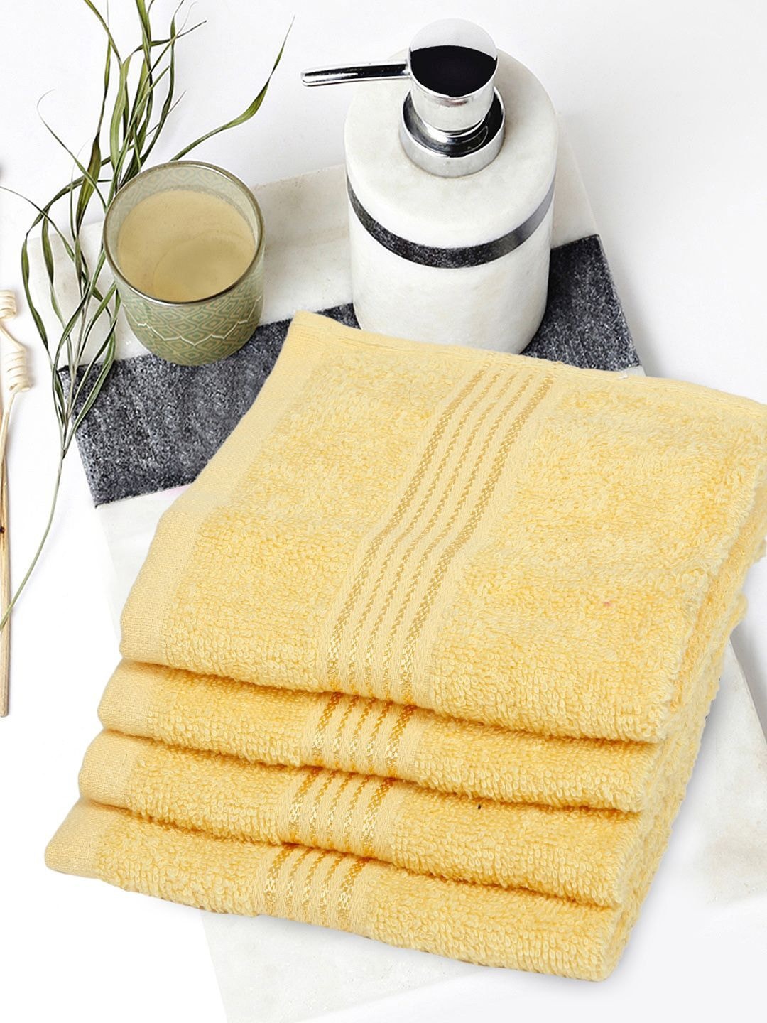 

KOPA Unisex Set Of 4 Yellow Solid 380 GSM 100% Combed Cotton Face Towels