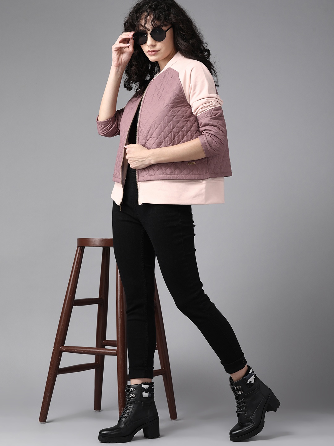 

The Roadster Lifestyle Co. Women Dusty Pink Solid Quilted Jacket, Rose