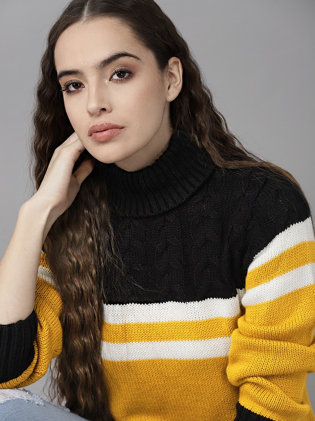 

Roadster Women Black & Mustard Yellow Acrylic Colourblocked Pullover