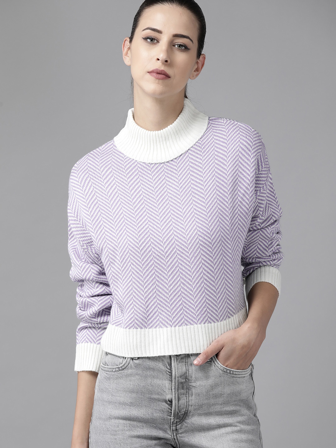 

Roadster Women White & Lavender Chevron Design Pullover