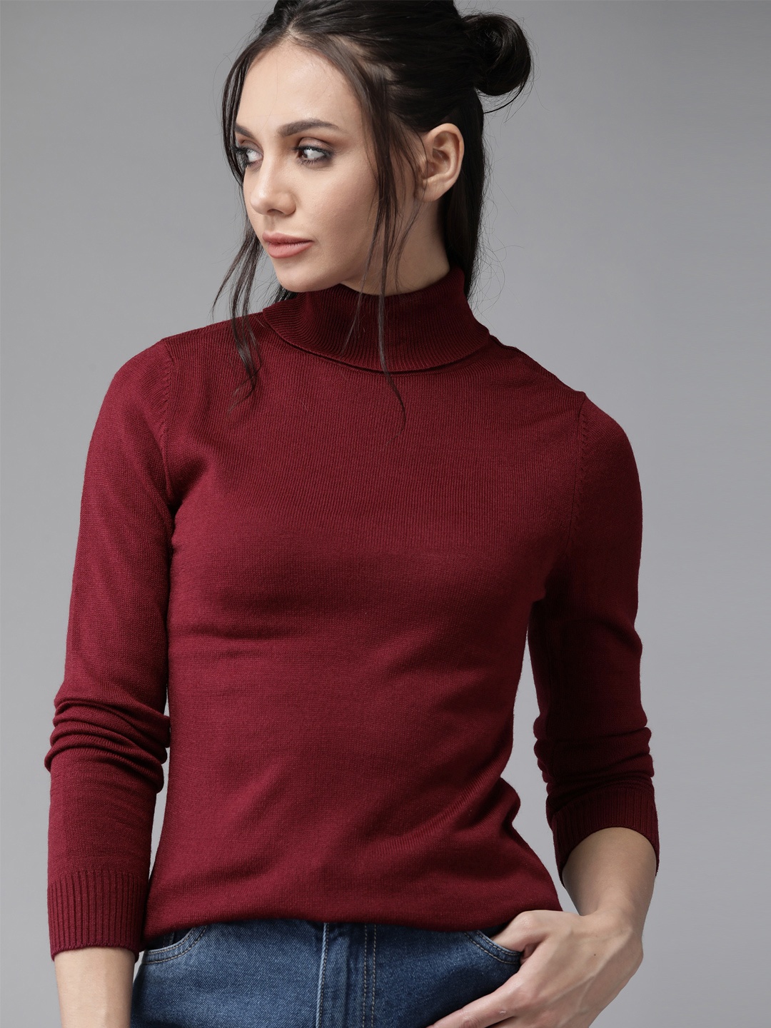 

Roadster Women Maroon Solid Turtle Neck Pullover