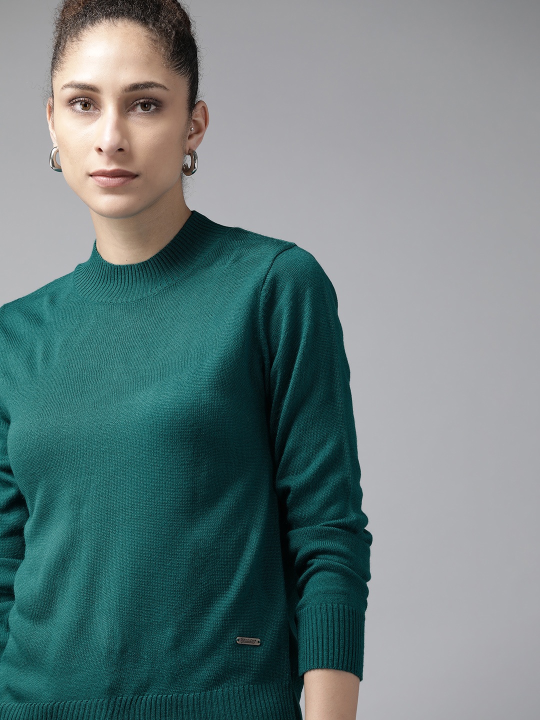 

Roadster Women Green Solid Acrylic Pullover