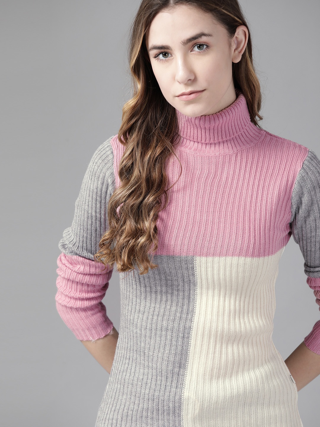 

Roadster Women Pink & Grey Melange Colourblocked Pullover
