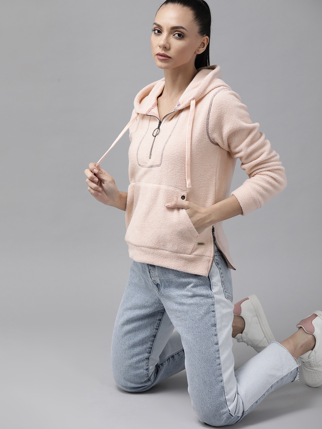 

Roadster Women Pink Solid Fleece Hooded Sweatshirt