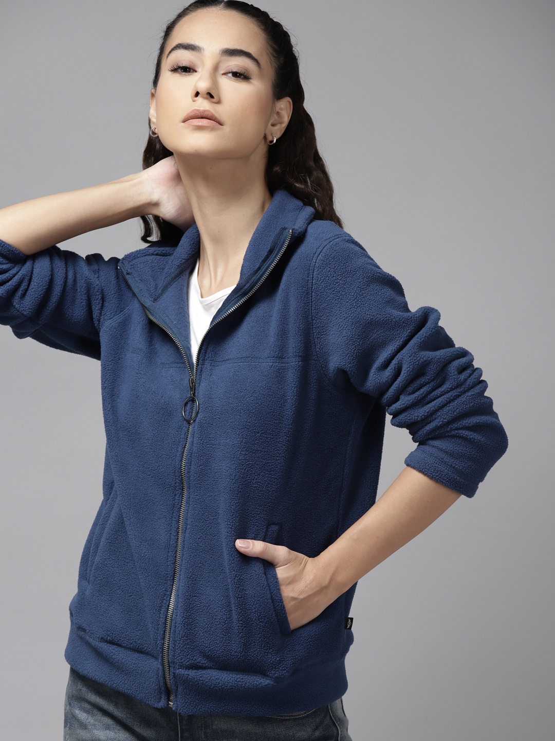 

Roadster Women Navy Blue Solid Fleece Sweatshirt