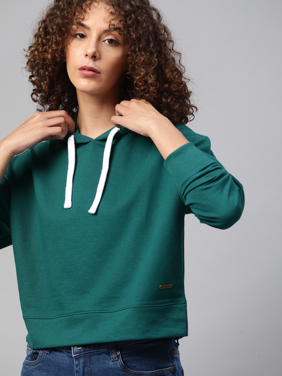 

Roadster Women Green Solid Pure Cotton Boxy Fit Hooded Sweatshirt