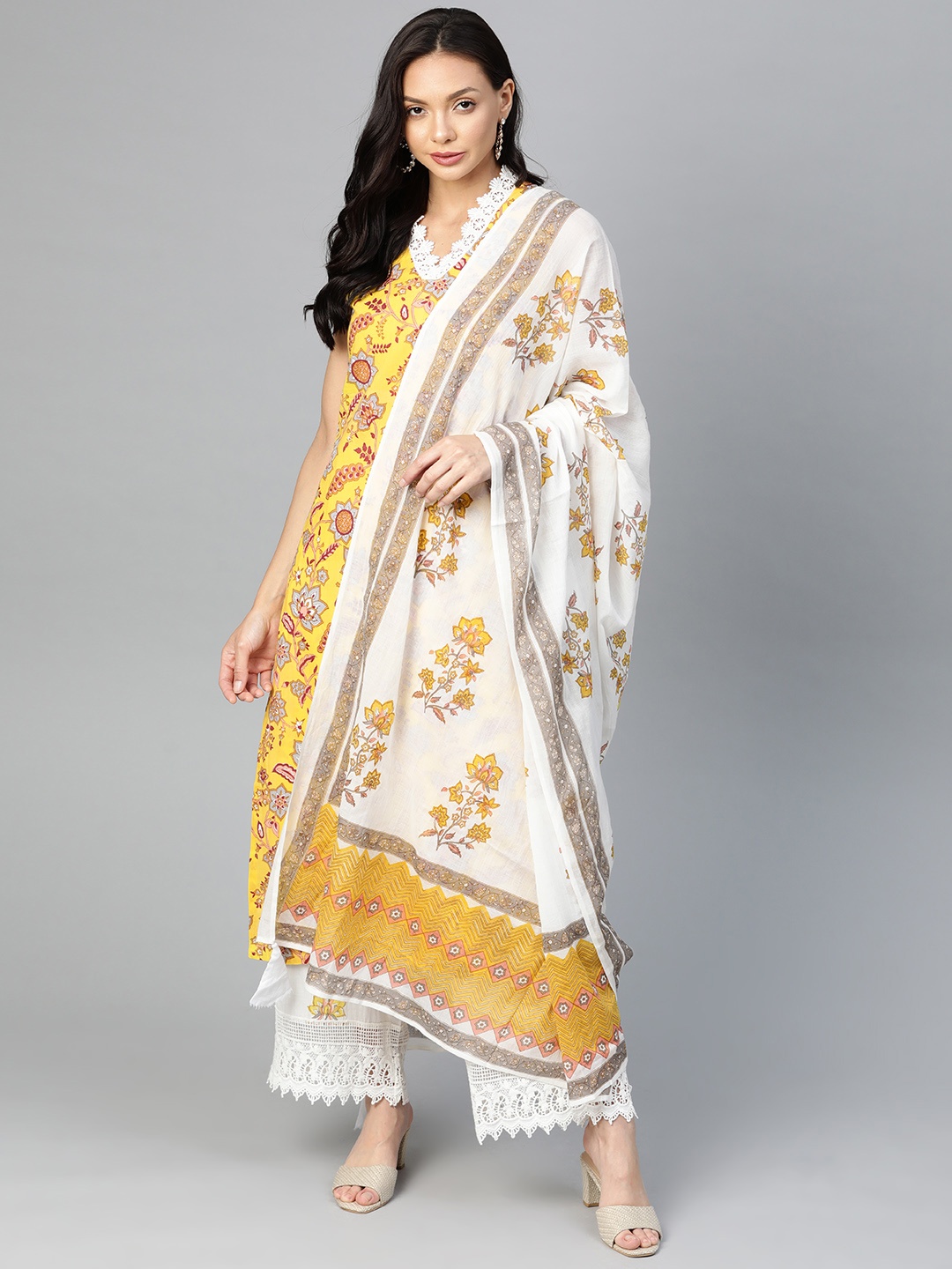 

Yuris Women Yellow Floral Printed Pure Cotton Kurta with Palazzos & With Dupatta