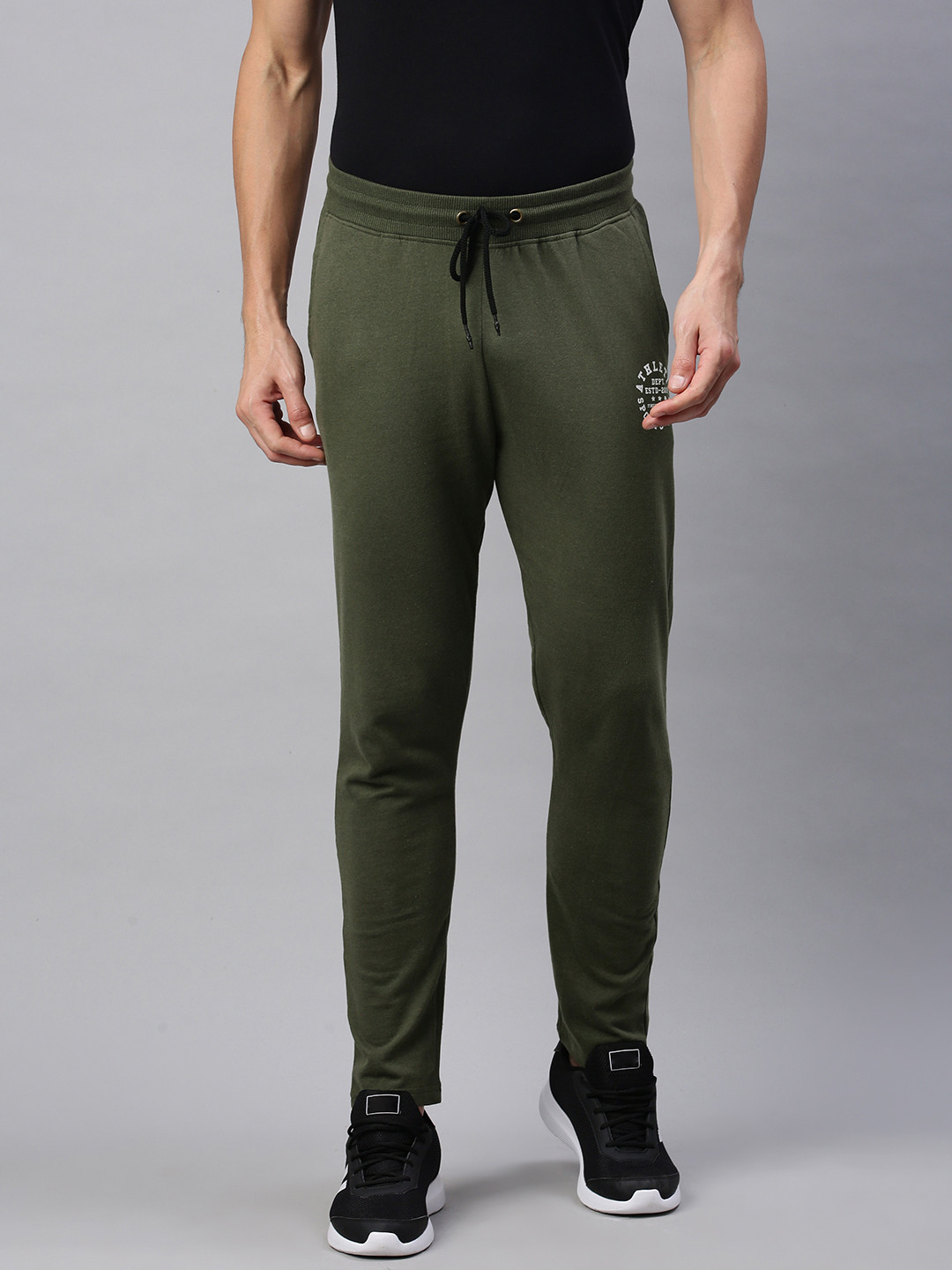 

abof Men Olive Solid Track Pant