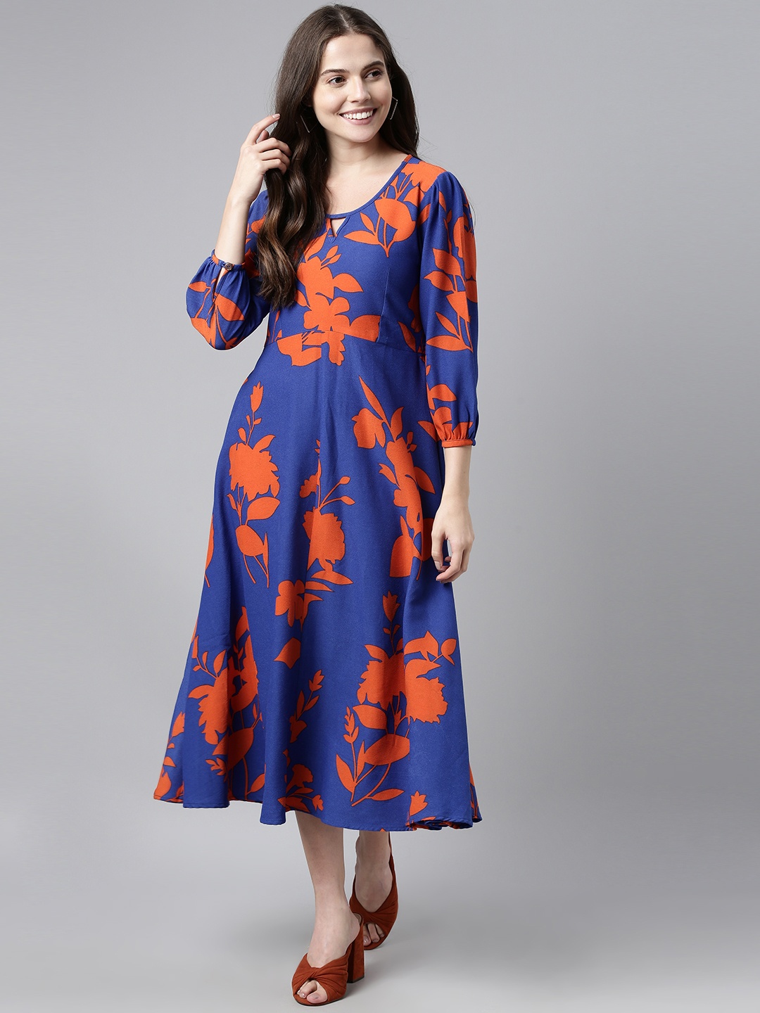 

AHIKA Women Blue & Orange Floral Print Georgette Fit & Flare Dress