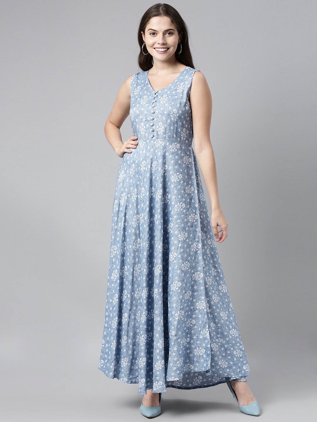 

AHIKA Blue & White Floral Printed Maxi Dress